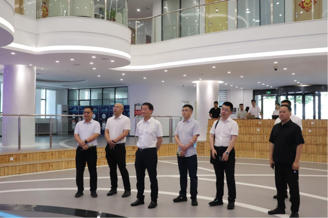 省尊龙集团：“四个导向” 推动调查研究提质增效